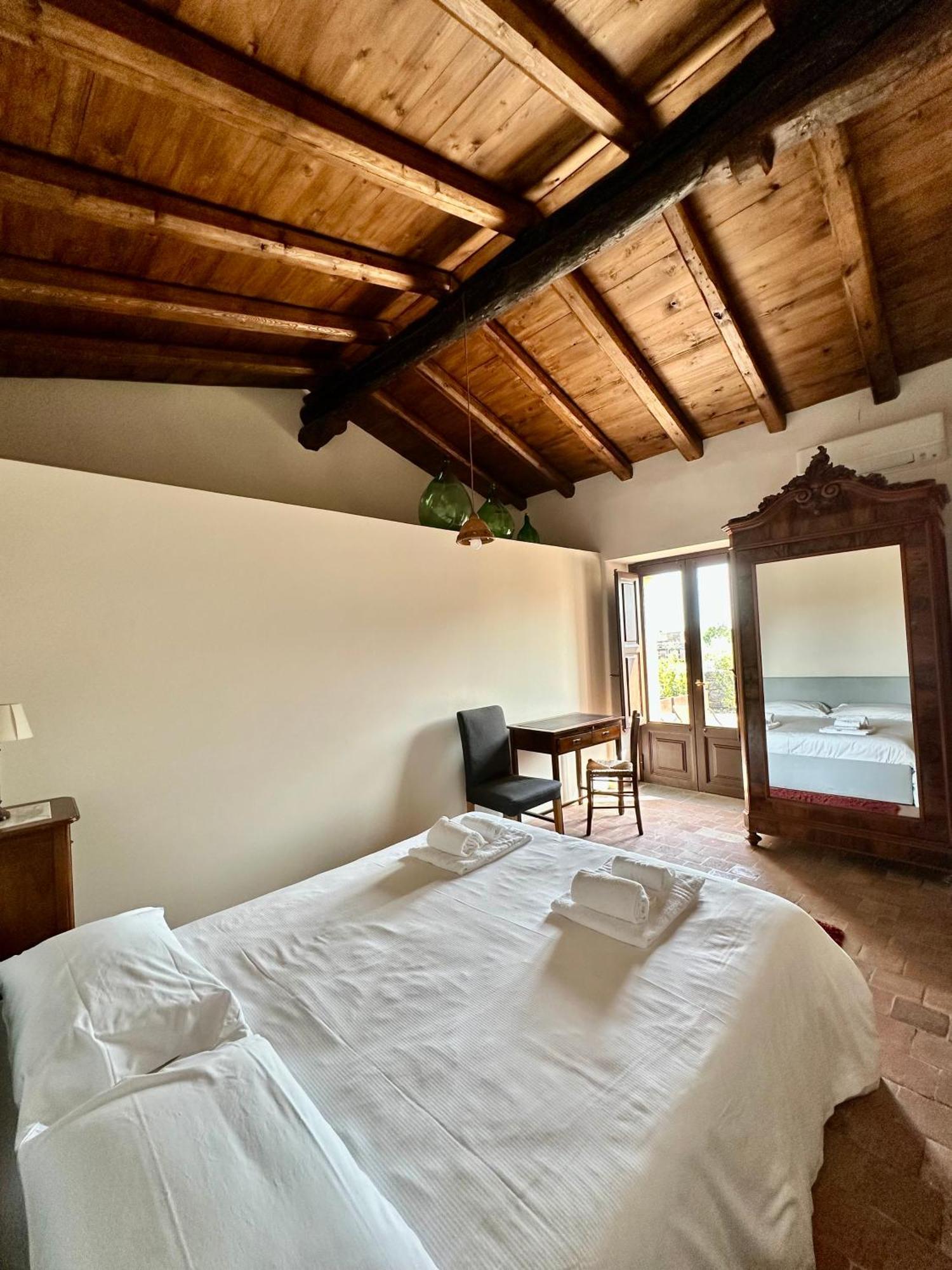 La Cantina Villa Di Campagna Acireale Luaran gambar